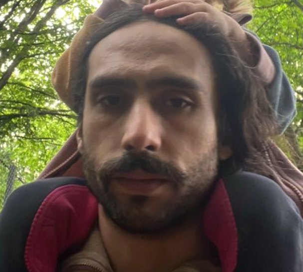 Gonçalo, the Guru, deep in thought on a mountain